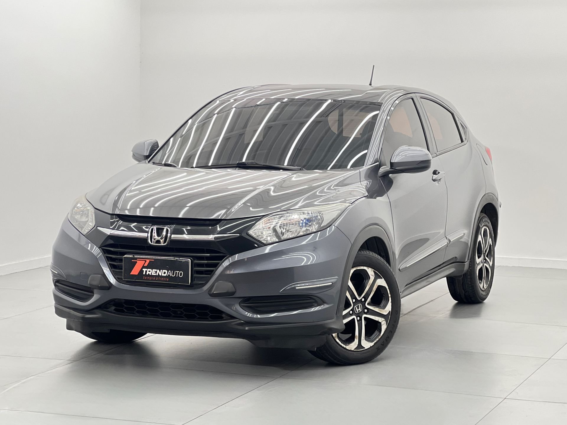 HR-V